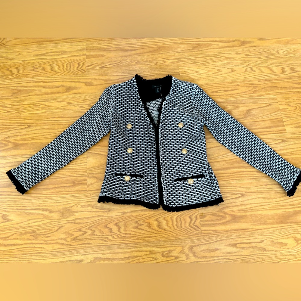TAHARI tweed jacket SMALL